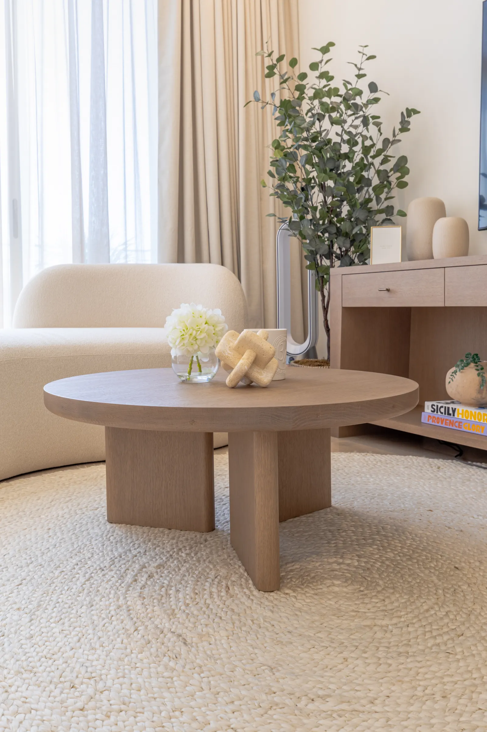 Twyst Interiors, Dubai Hills GP.